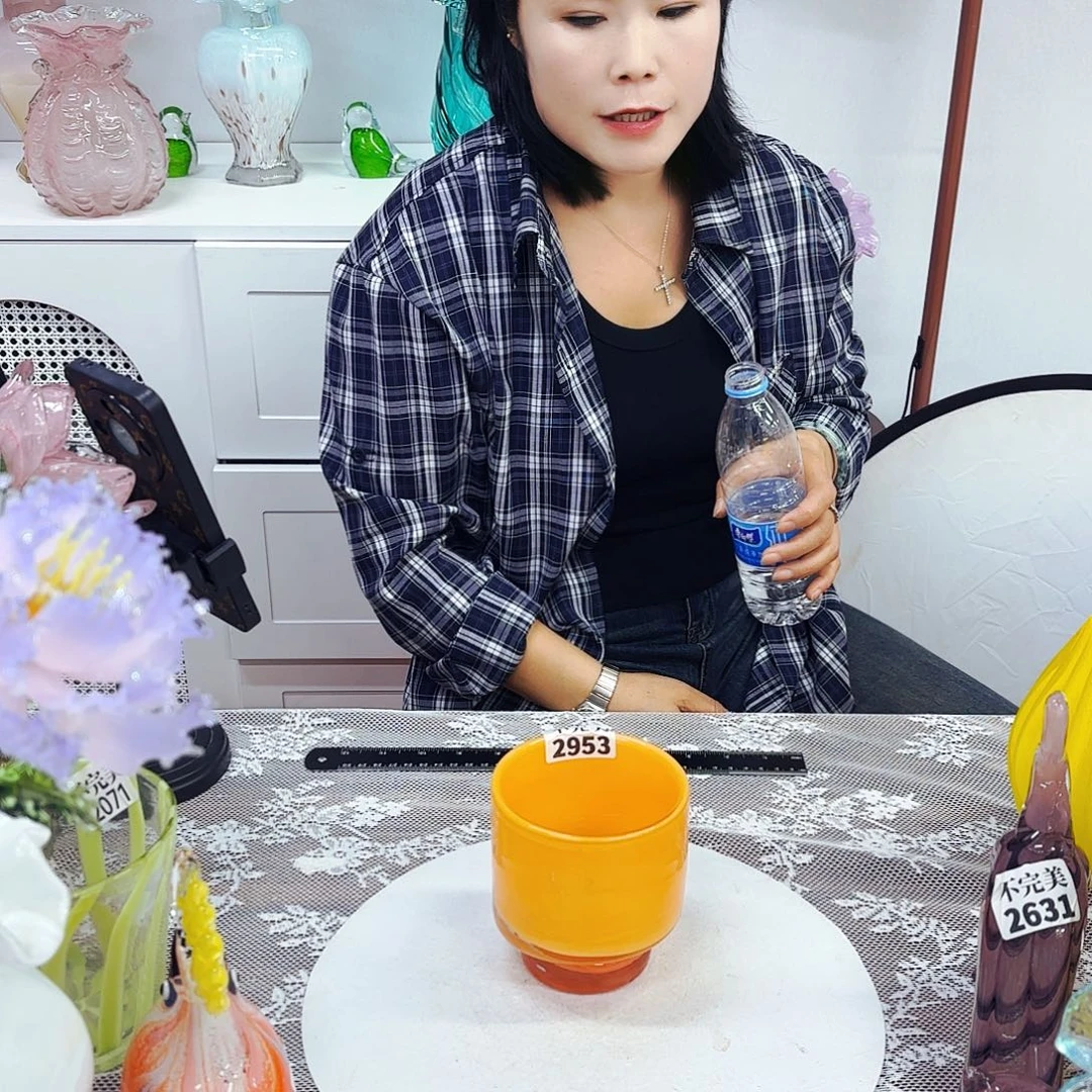 2953 安妮琉璃摆件瑕疵