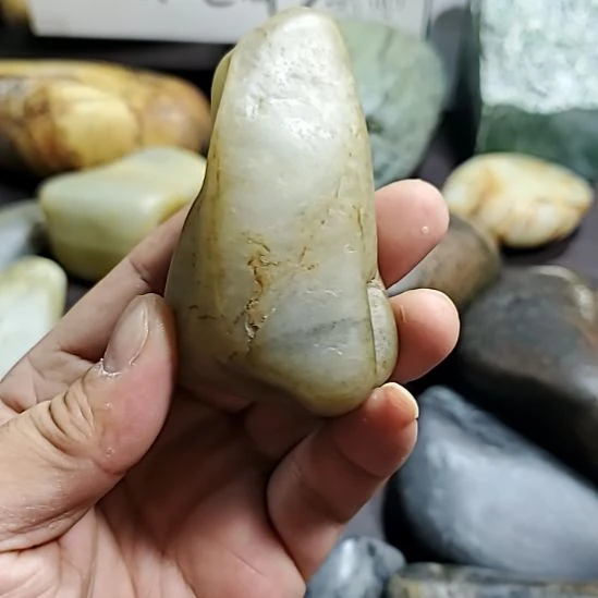 和田玉（糖玉）未镶嵌挂件