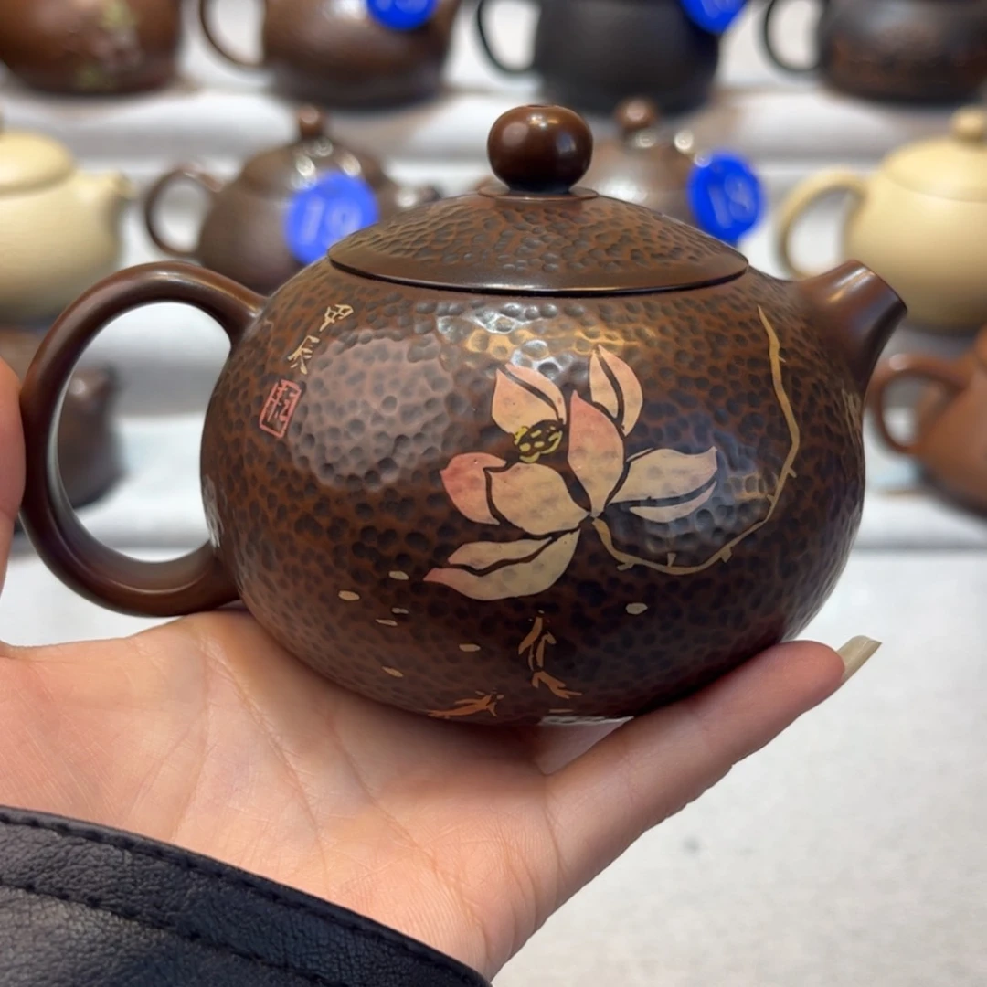 【闪购商品】红泥 微瑕  容量 240c c