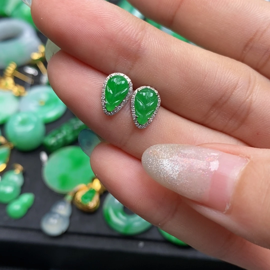 我***呀18K金镶嵌翡翠耳饰翡翠