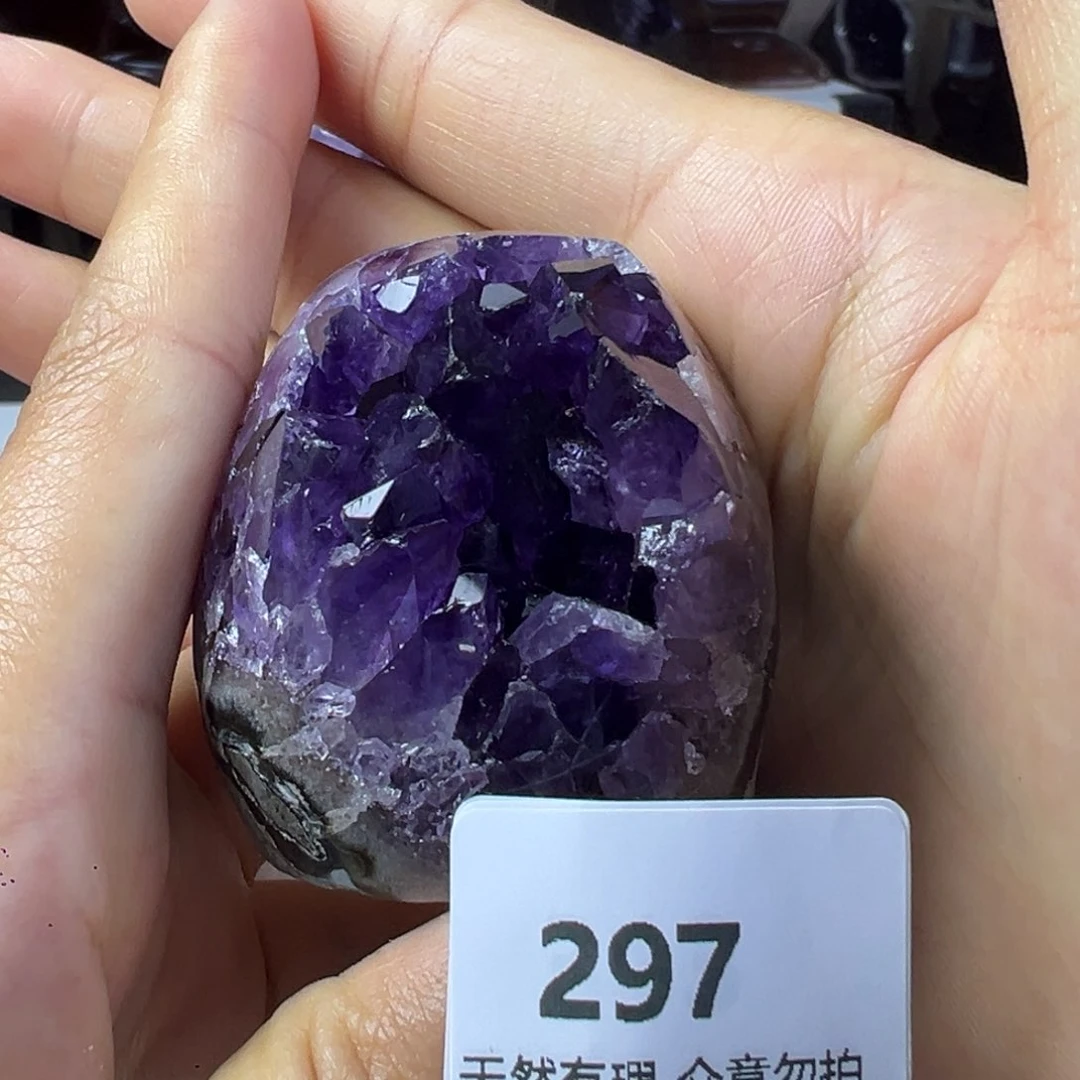 未镶嵌水晶大型摆件（非配饰）