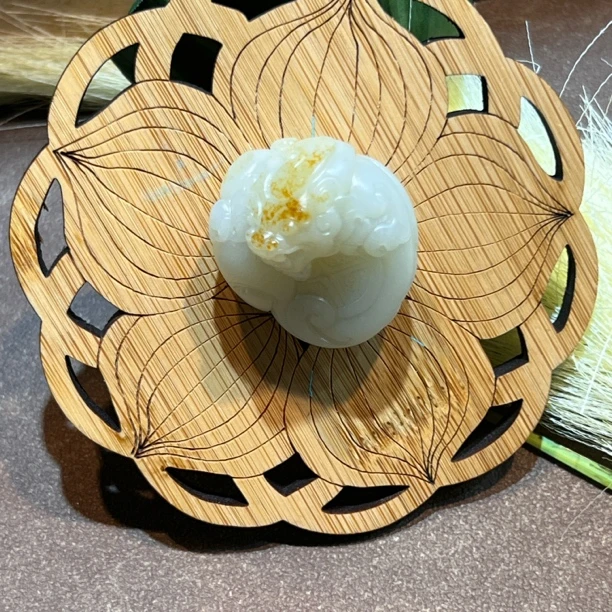 新疆和田籽料34.3*30.6