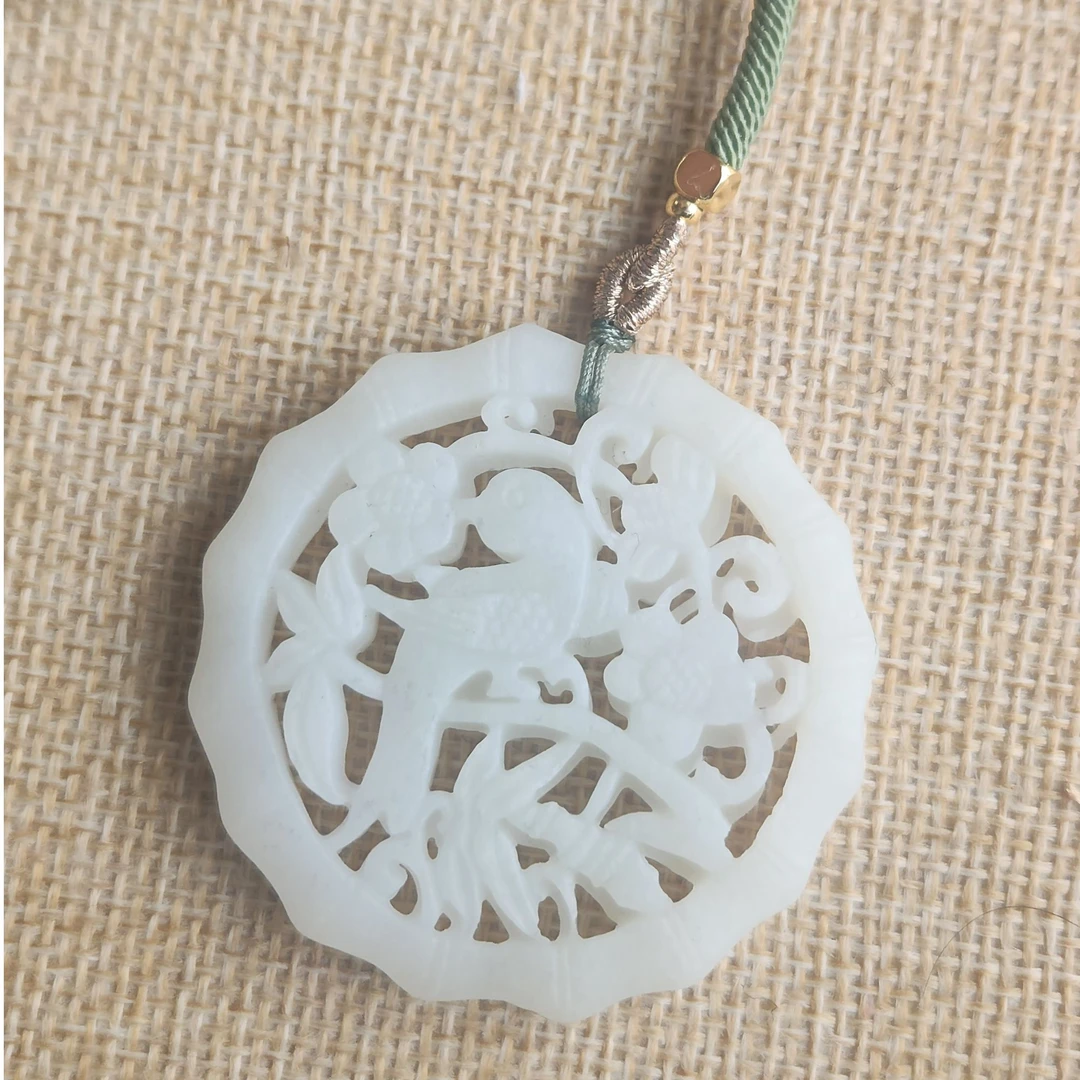 w和田玉挂件 01966 随机发货