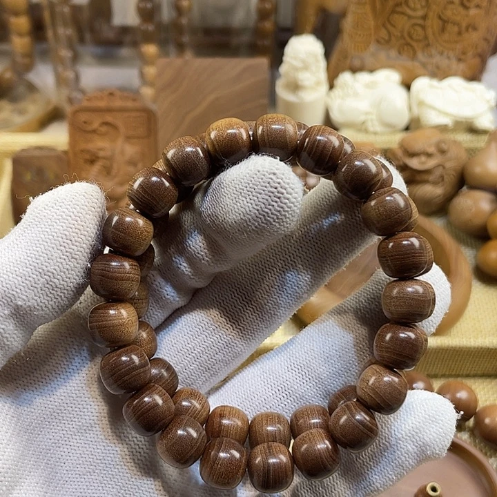 檀香木手串/手链老山檀香9.5x10黒肉虎皮纹蕉糖甜