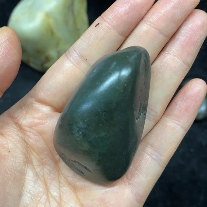 未镶嵌和田玉（糖玉）挂件