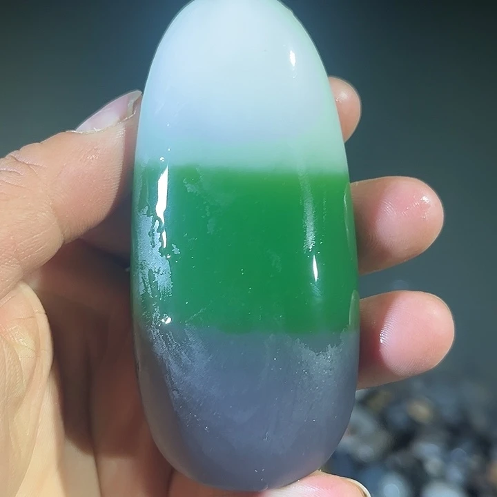 和田玉（糖玉）未镶嵌珠宝奇石