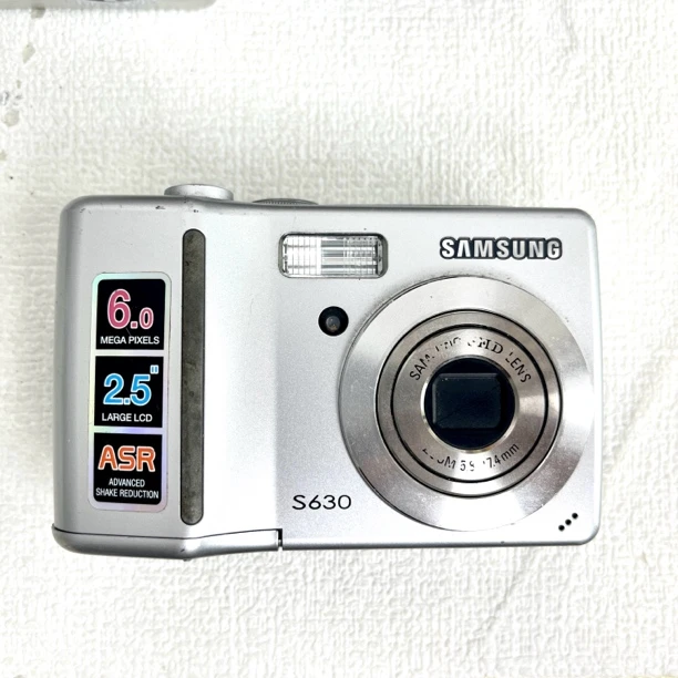 95新 Samsung/三星 三星s630自备五号电池网红款冷白氛围感十足