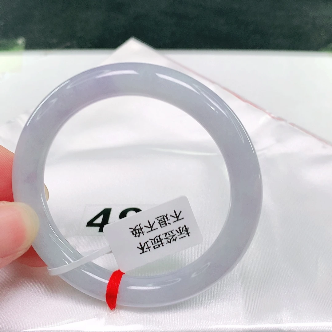 翡翠手镯（圆镯）未镶嵌54 号翡翠手镯
