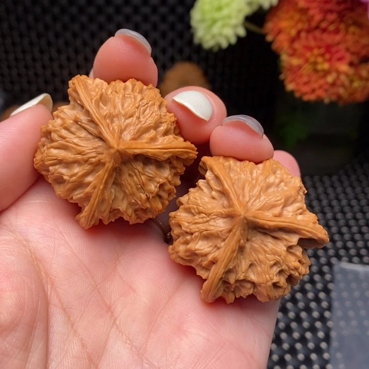 文玩核桃吊坠8盘山三棱39