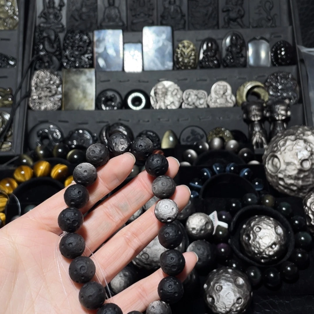 吉***意黑曜岩未镶嵌珠宝奇石