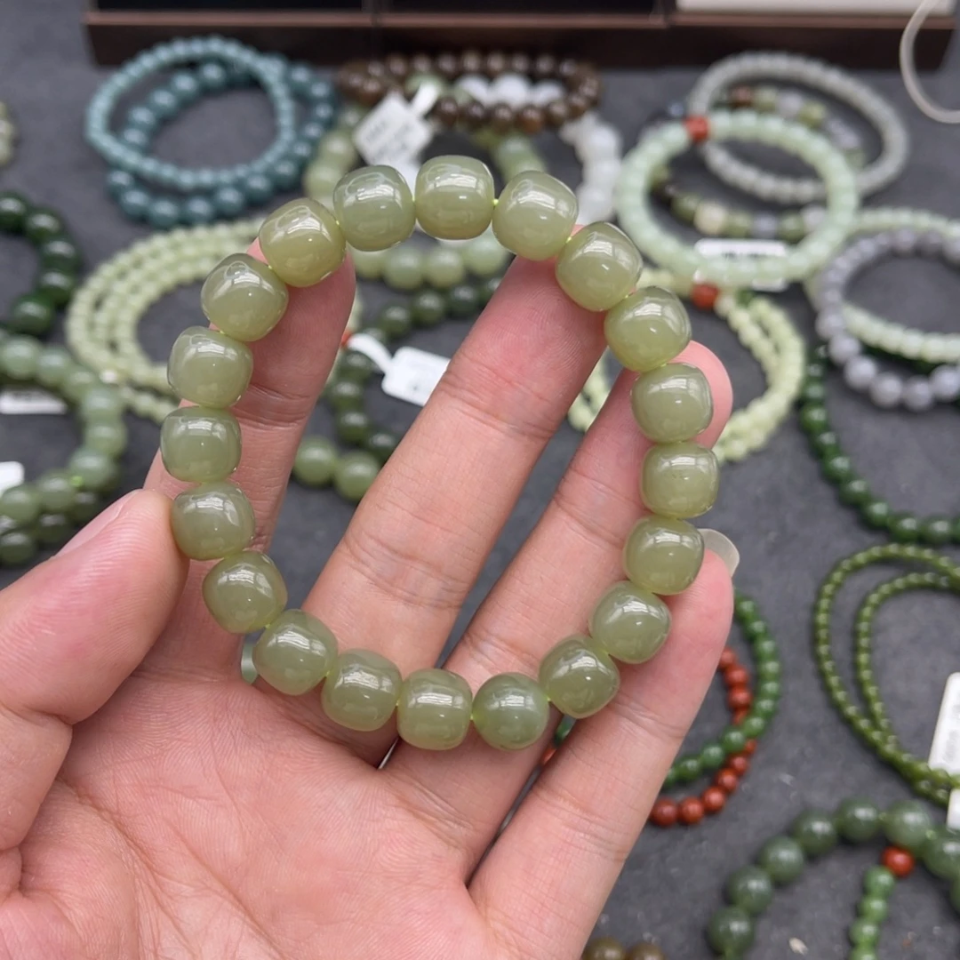 和田玉未镶嵌手串卡10湖水绿直切珠