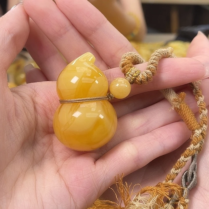 琥珀未镶嵌珠宝奇石琥珀蜜蜡J50