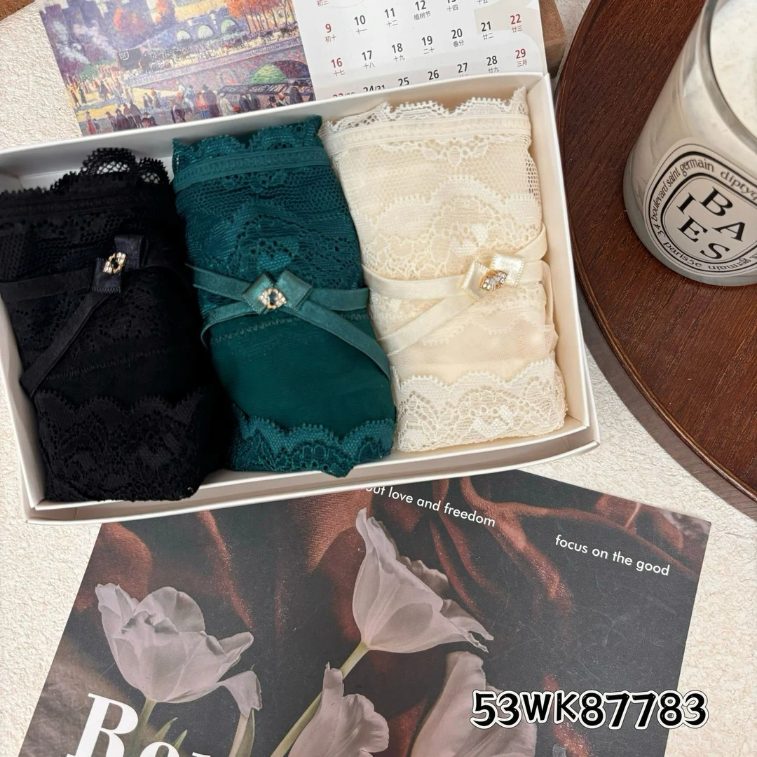 月下芙桑～新款舒适透气软糯低腰抑菌性好蕾丝女士内裤～3条装