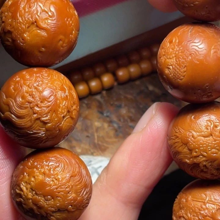 木质类啊非常霸气的威武的龙，