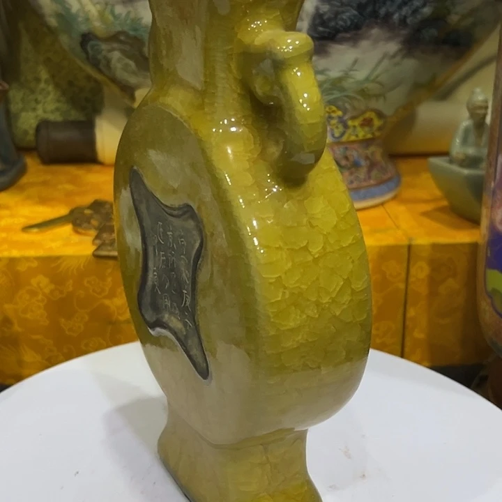 瓷片摆件等各种工具进行