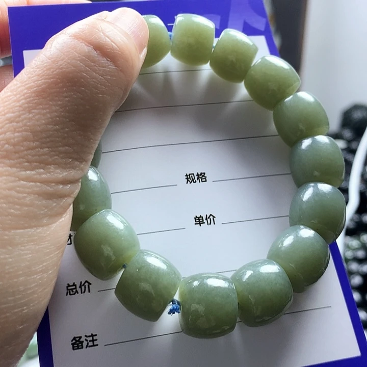 未镶嵌手串和田玉川****）