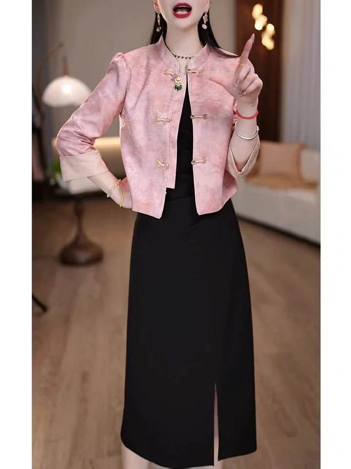 2025春款桃花粉显气色精致缎面质感国风新中式短款外套
