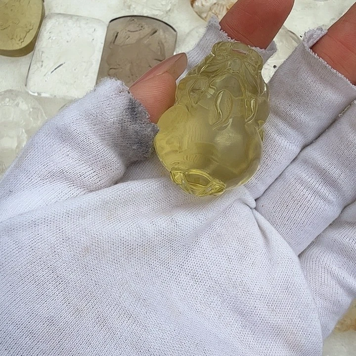 萌***）水晶车挂未镶嵌水晶