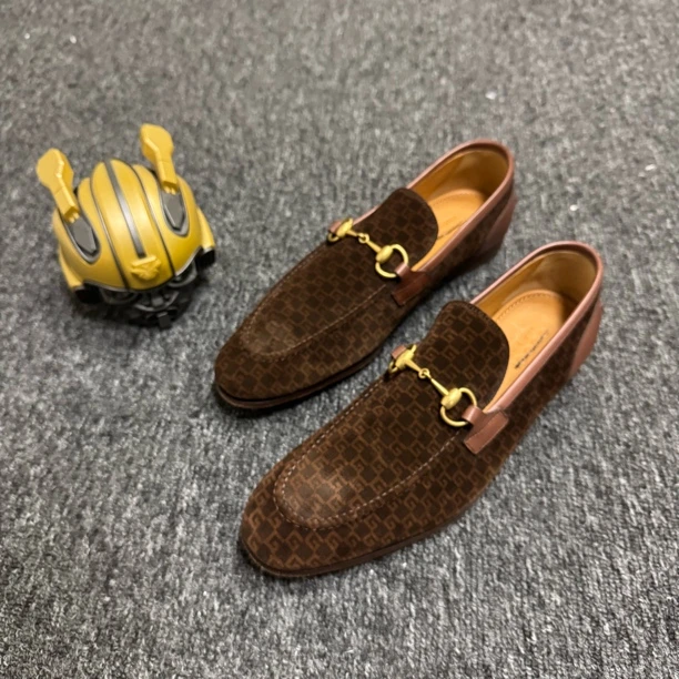 全新未使用 GUCCI/古驰 /42/棕色绒面满印乐福鞋/公价6800