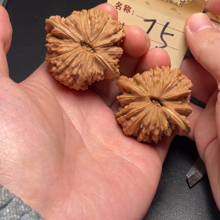 文玩核桃把件四座楼48尺全品白茬75