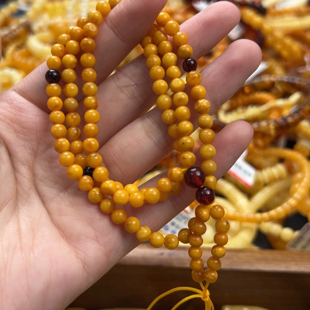 未镶嵌琥珀珠宝奇石