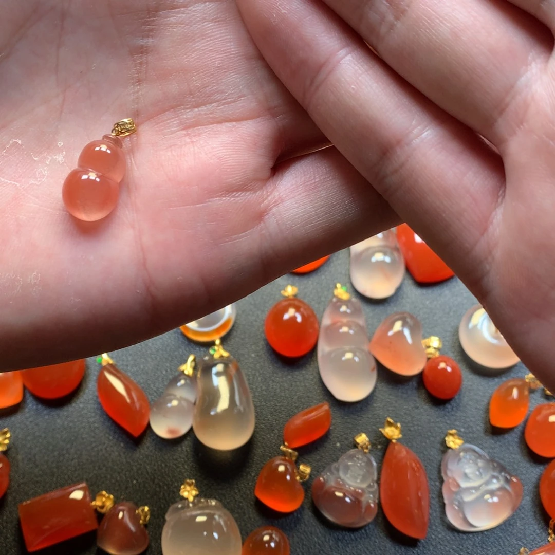 南红玛瑙未镶嵌项链