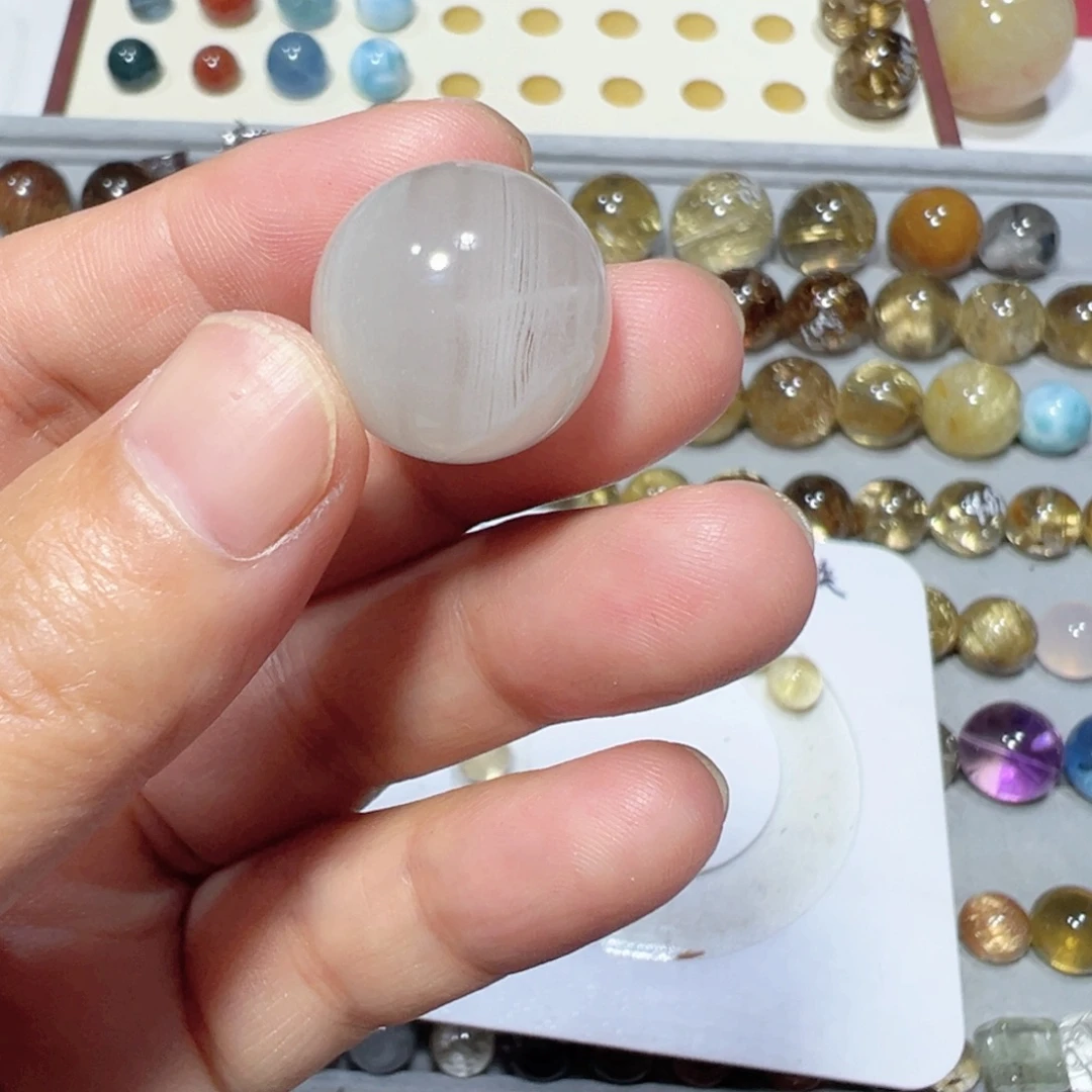 未镶嵌颈饰水晶天然水晶
