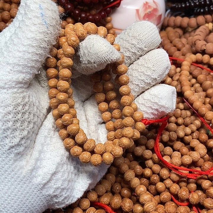 ****t凤眼菩提吊坠酸枣核