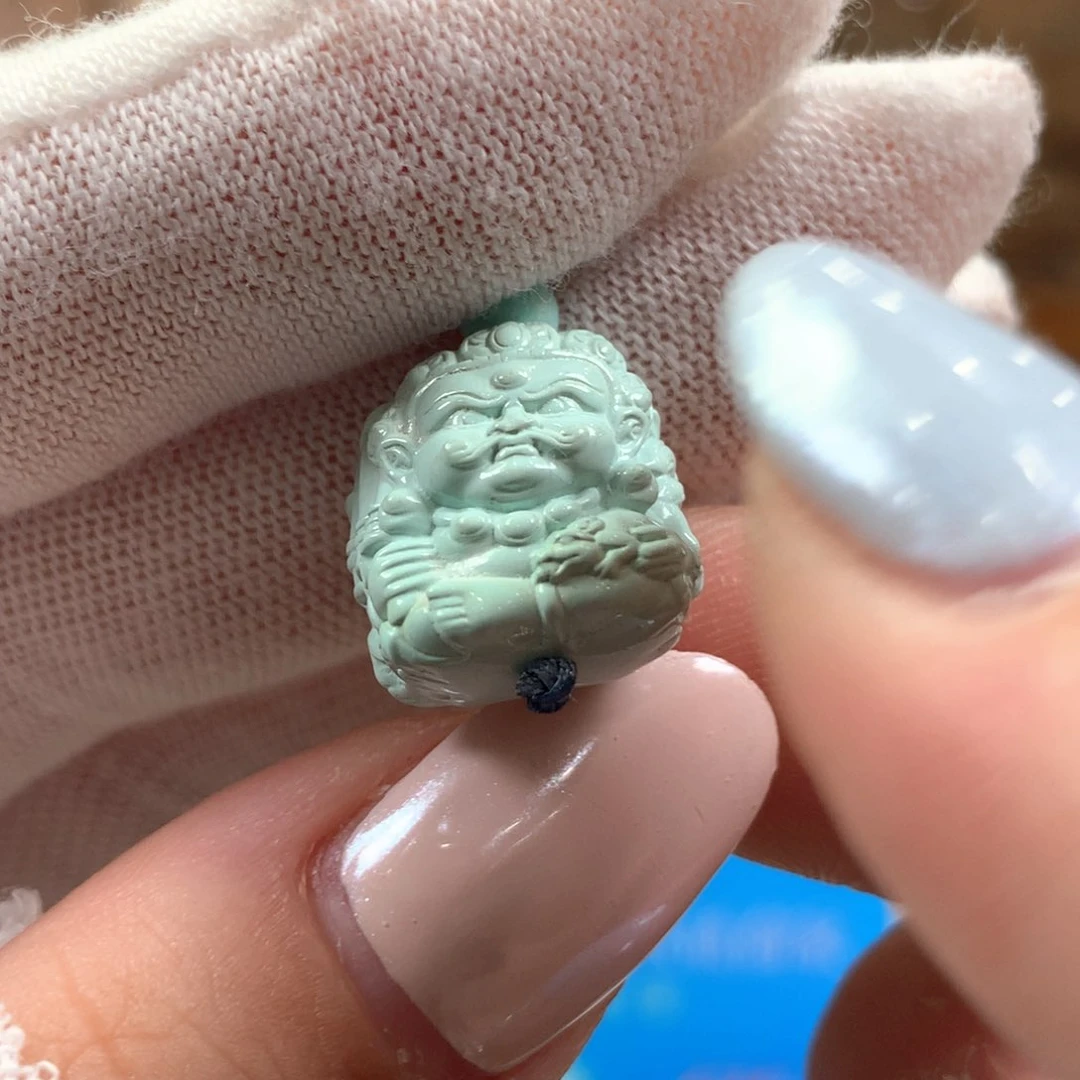 绿松石未镶嵌挂件