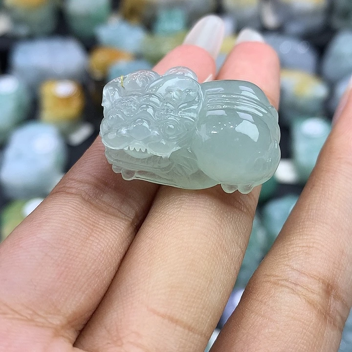 翡翠未镶嵌颈饰天然缅甸翡翠