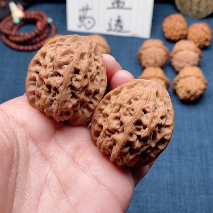 桃核吊坠佛肚核桃37