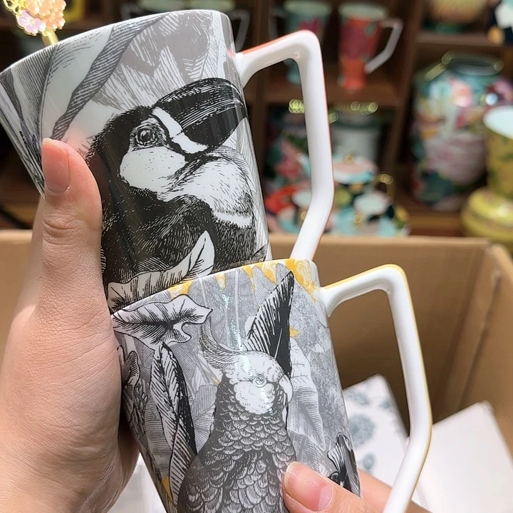 骨瓷实付满10包邮哈咏