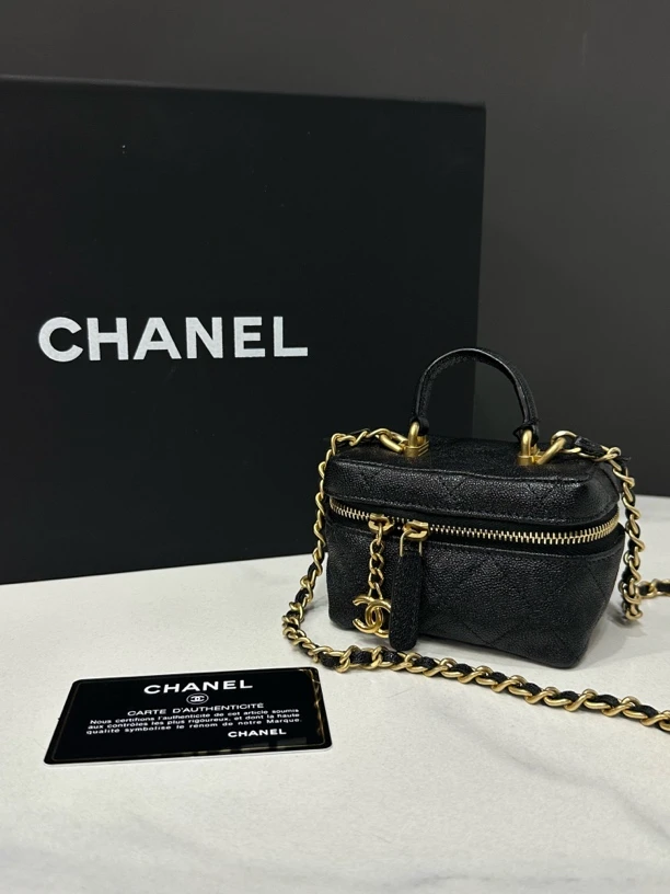 95新 Chanel/香奈儿 21S mini化妆小废包31开卡9cm/0175031614