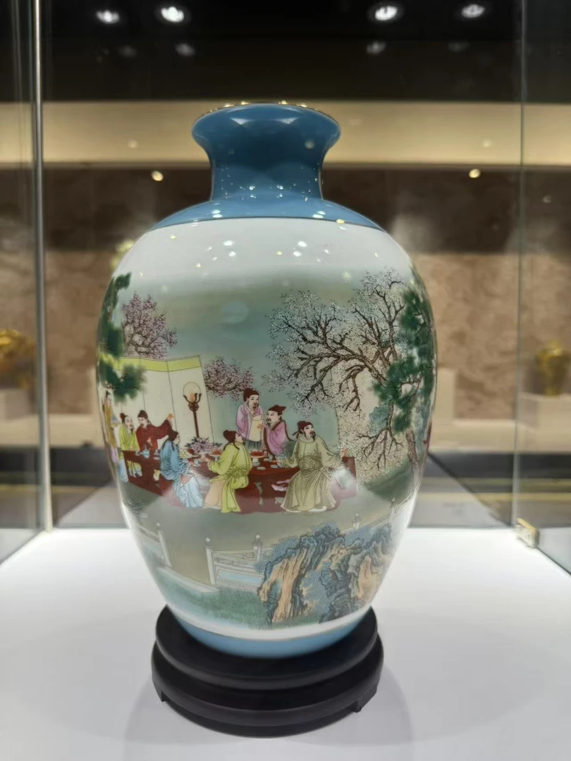 桃李夜宴罗汉瓶0000