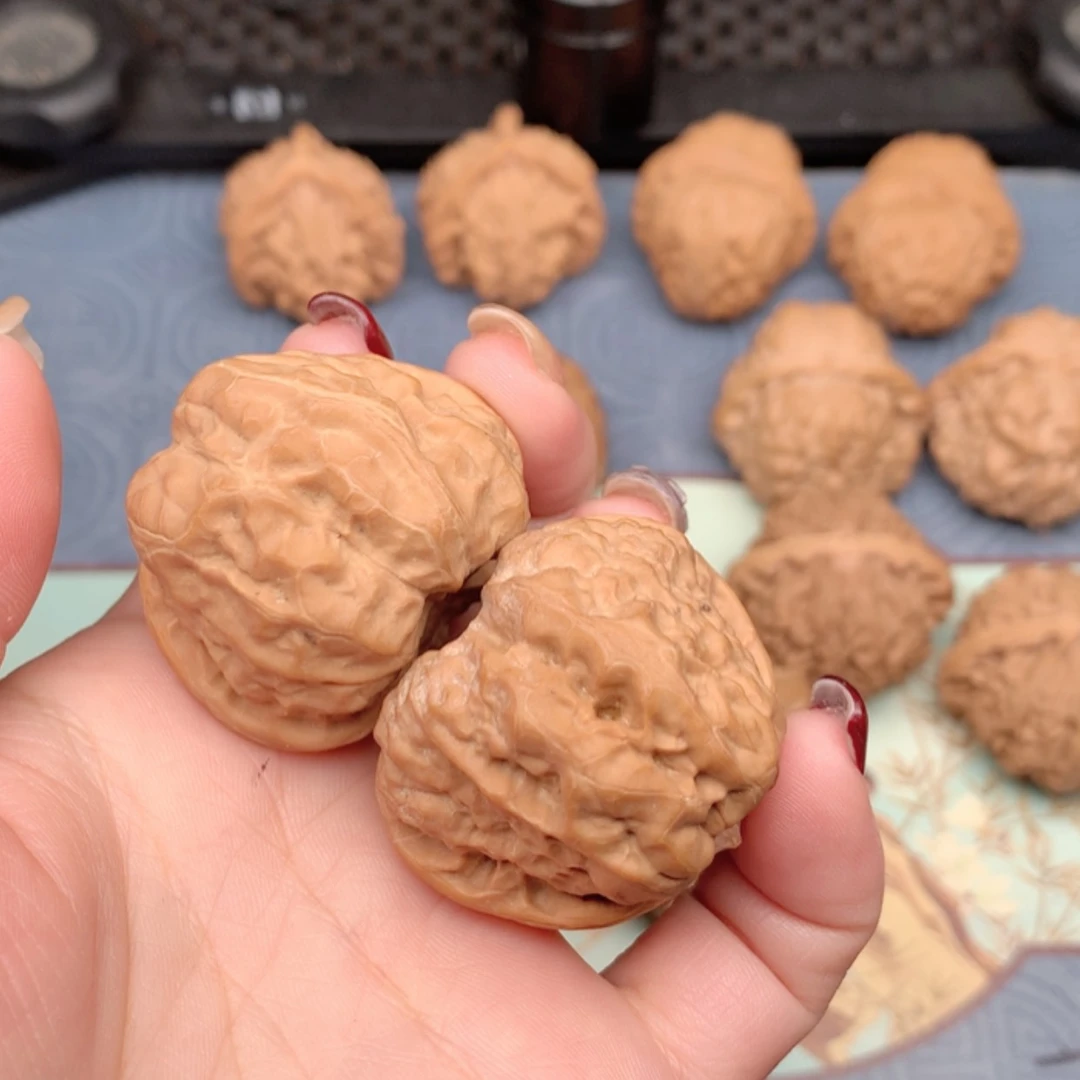 【闪购商品】文玩核桃吊坠小***扎