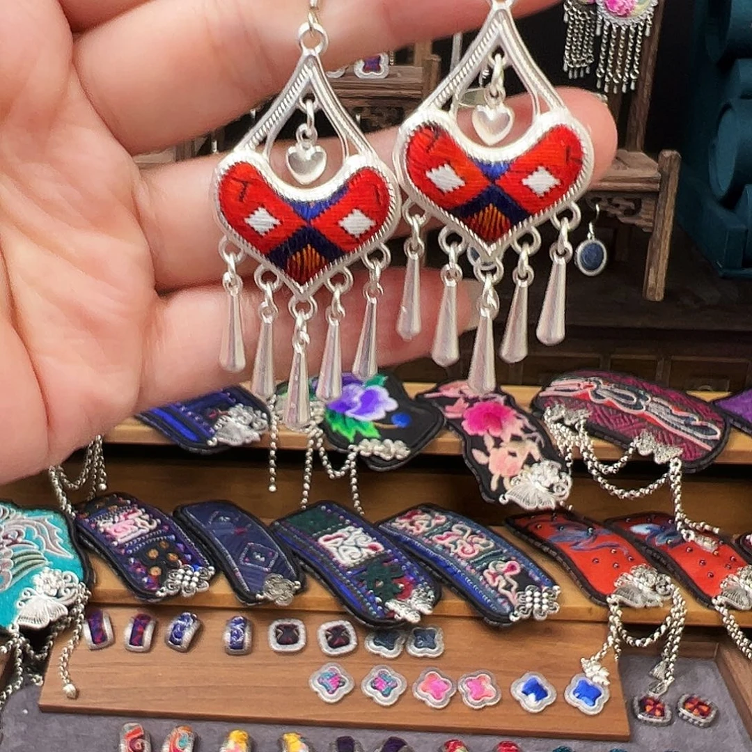 织绣手工刺绣工艺品