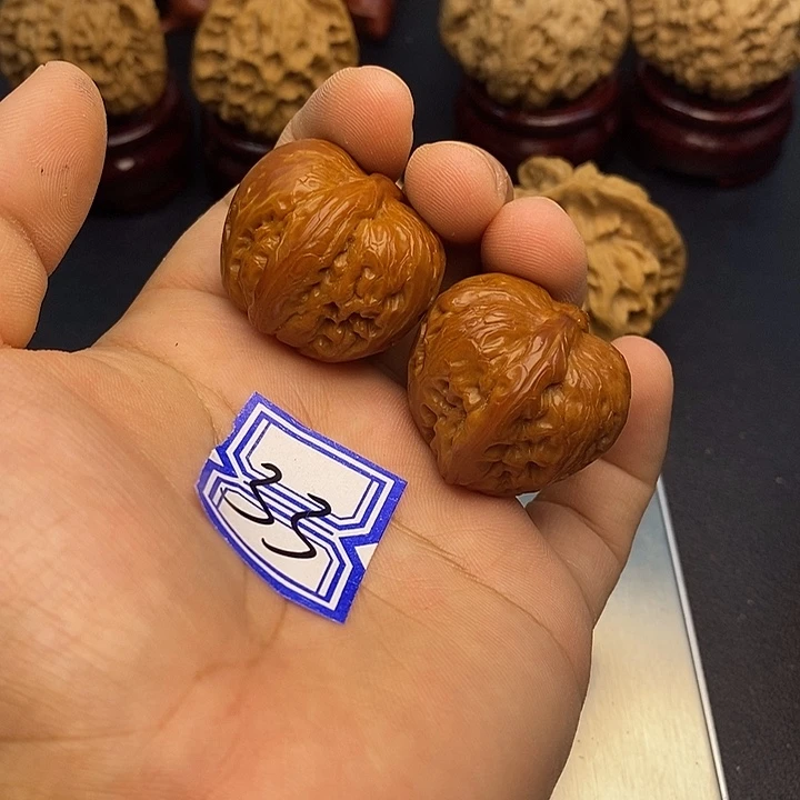 吊坠文玩核桃32元宝