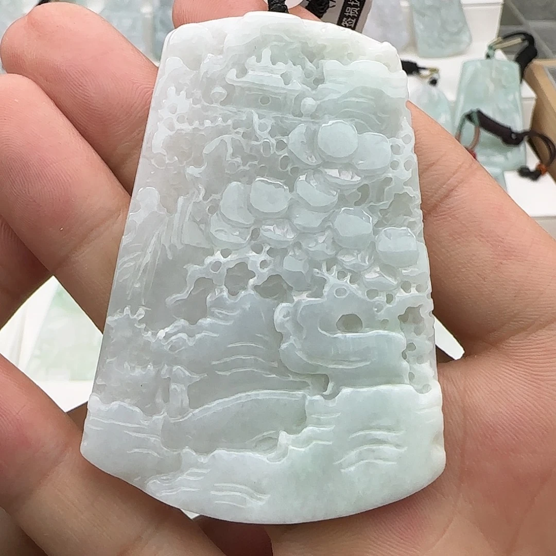 翡翠未镶嵌颈饰翡翠