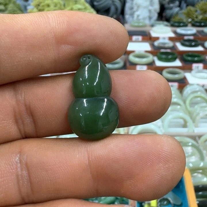 心***海未镶嵌手镯和田玉