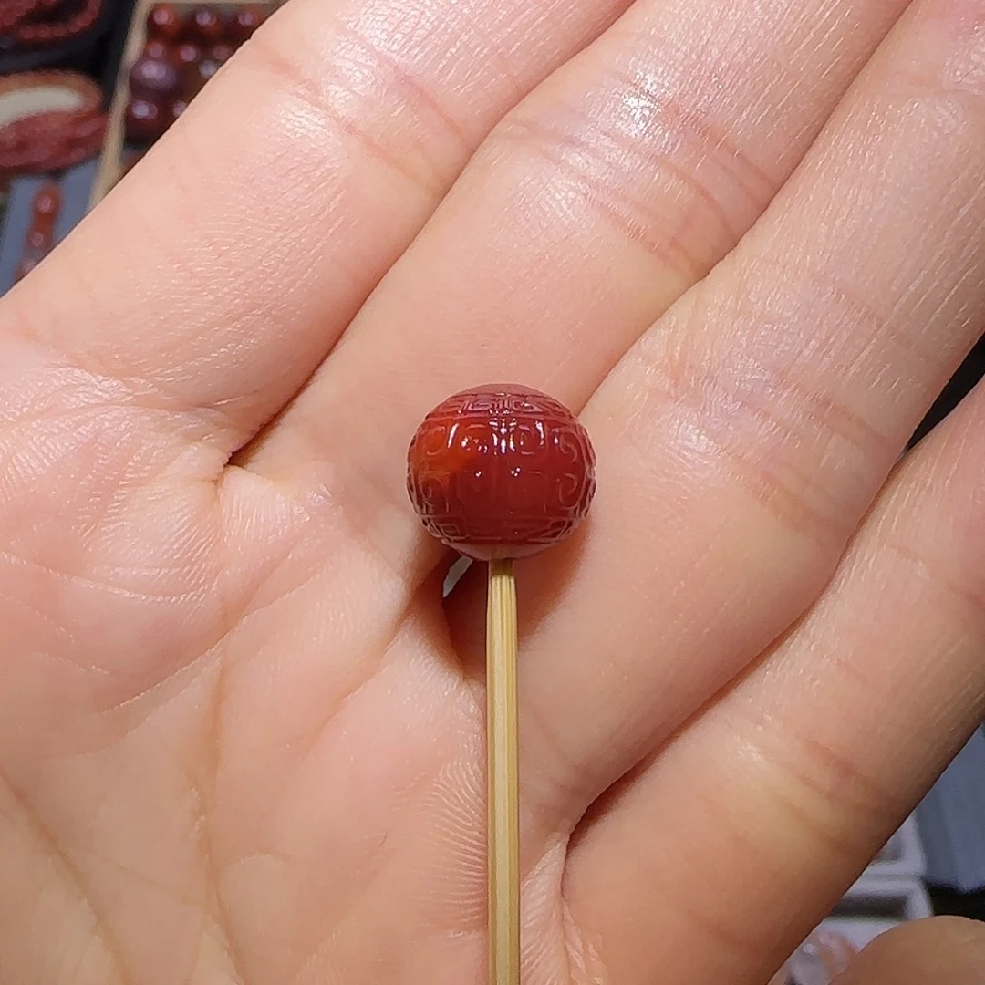 南红玛瑙未镶嵌珠宝奇石