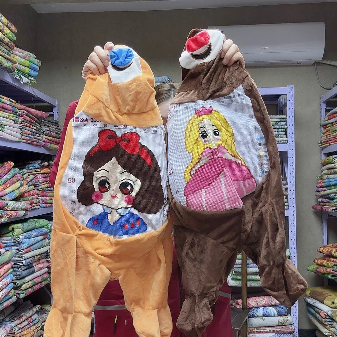 棉十字绣熊大熊二抱枕一对