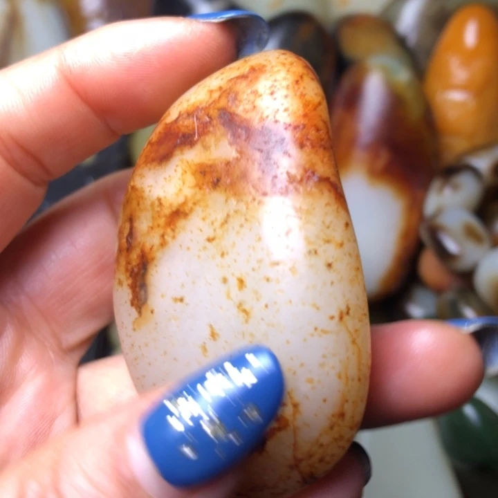 和田玉未镶嵌珠宝奇石