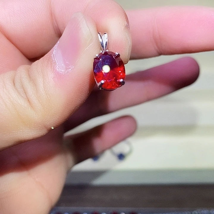 银S925镶嵌颈饰红宝石