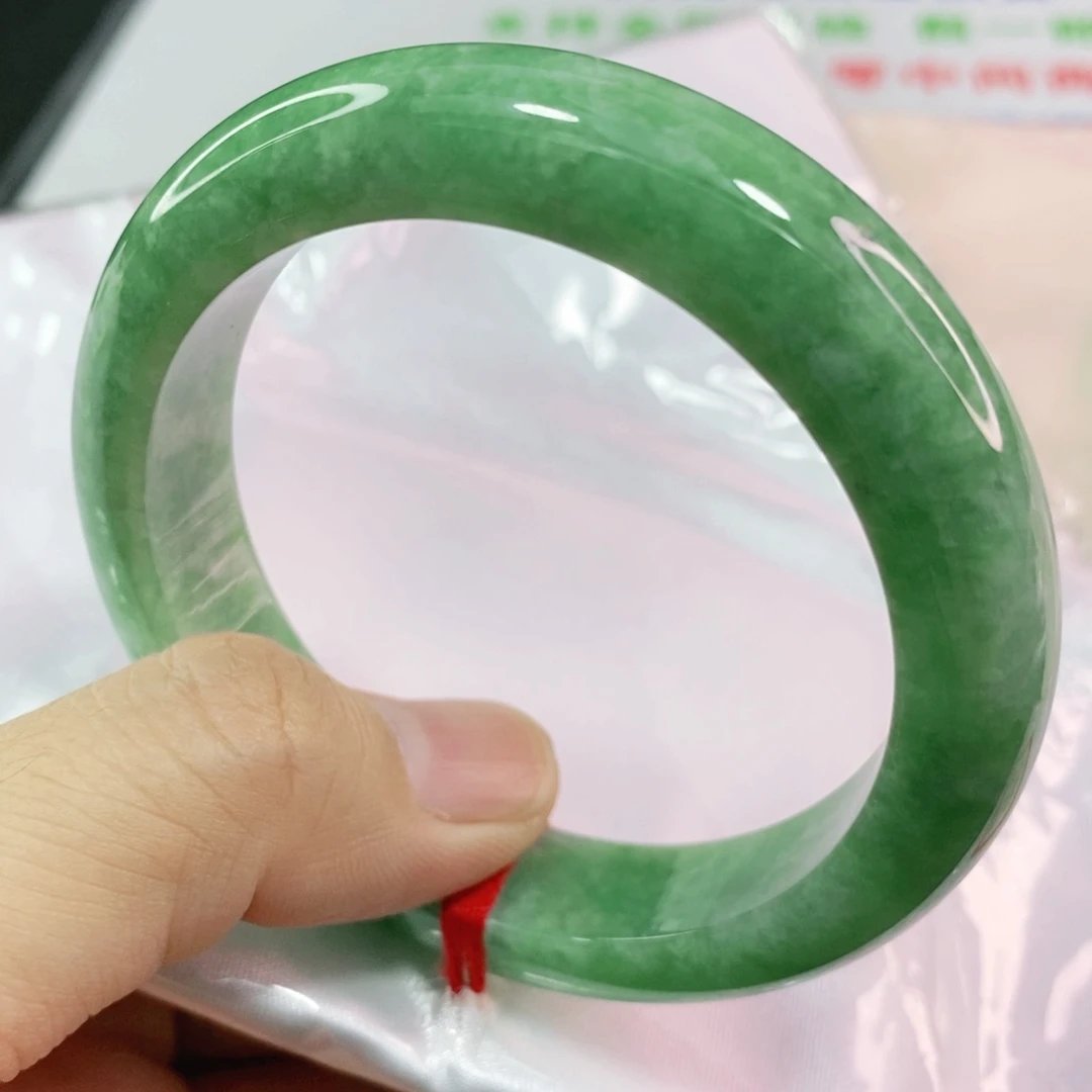 未镶嵌手镯翡翠56.7圈口捡漏