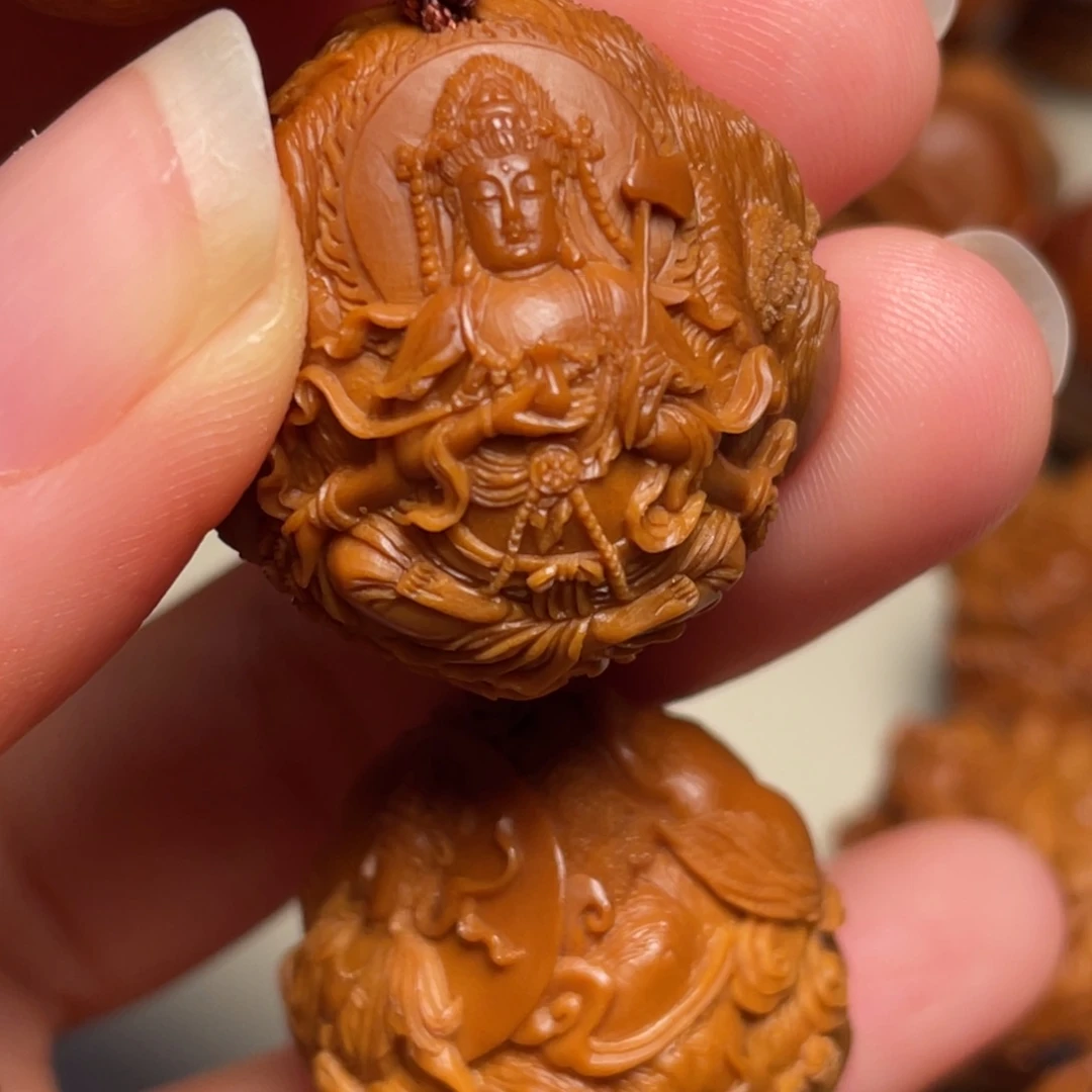 叁***面橄榄石及其合金组成材料是