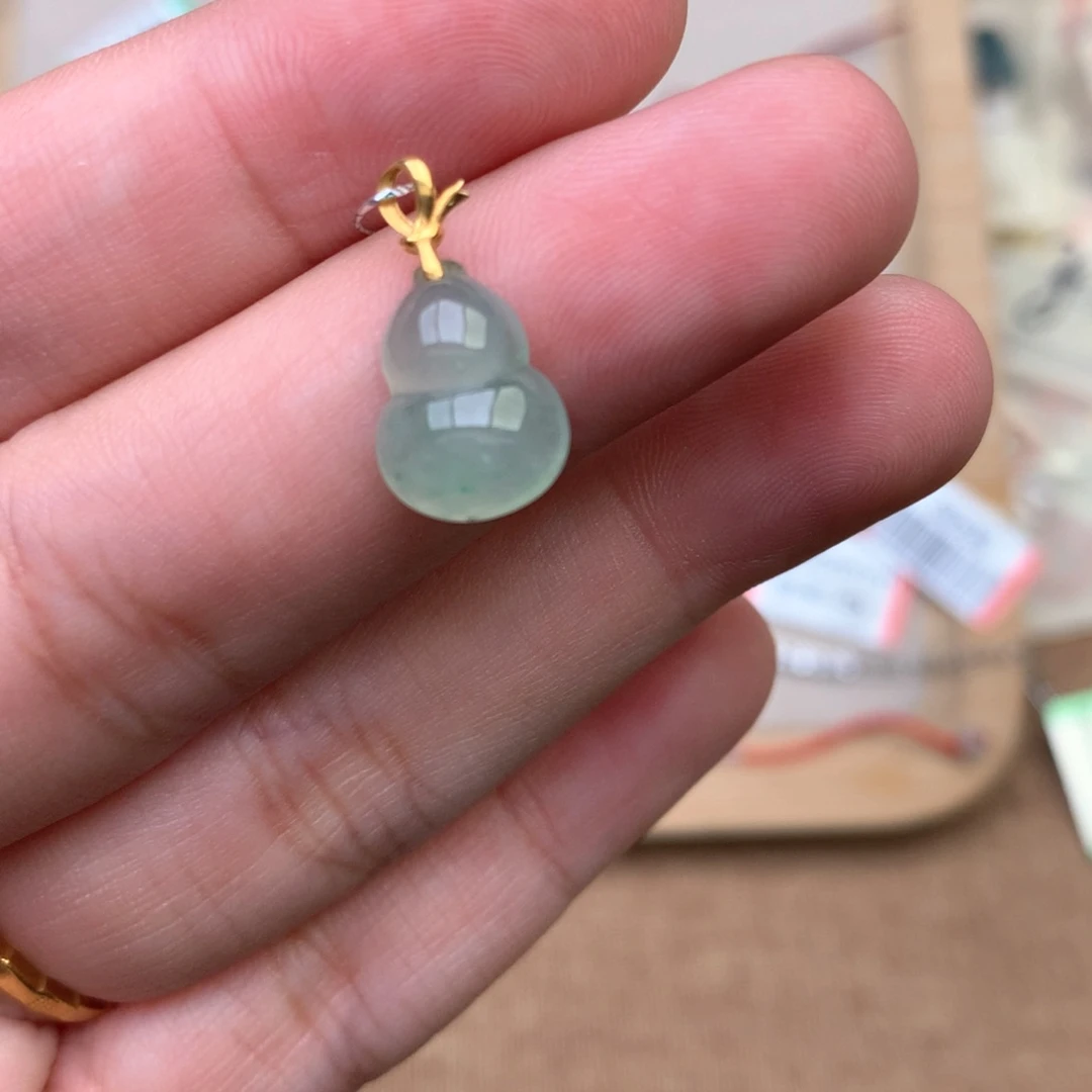 【闪购商品】18K金镶嵌挂件翡翠一