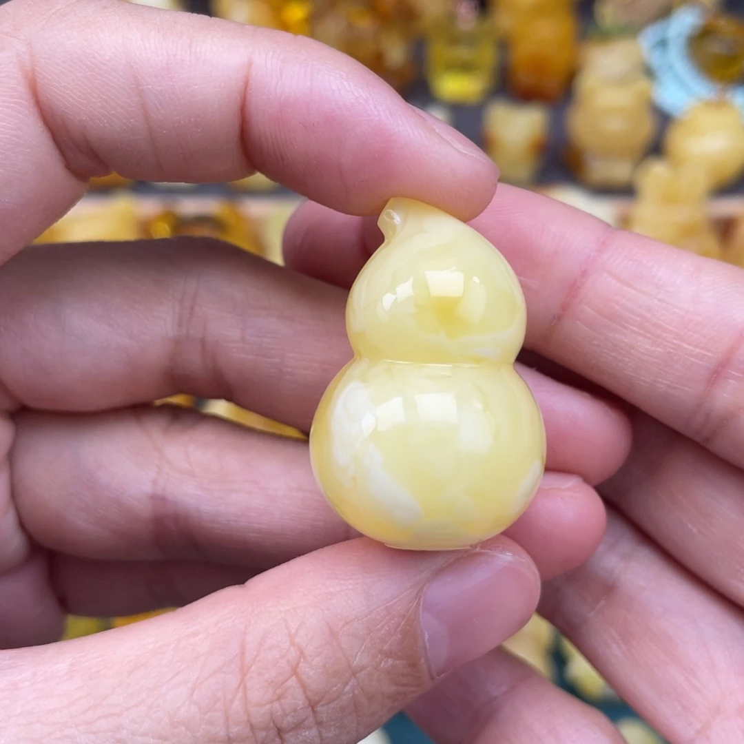 裸石琥珀未镶嵌蜜蜡