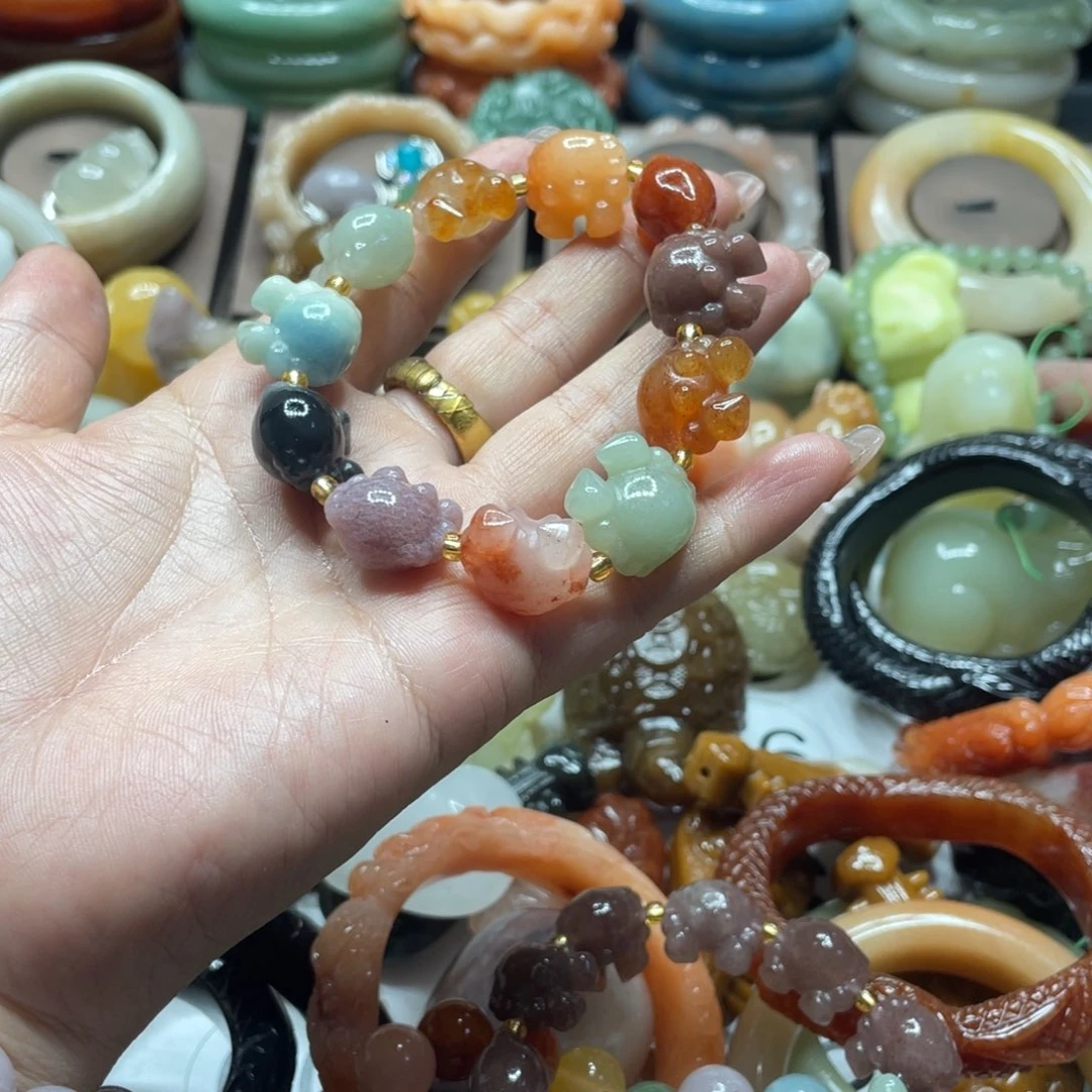 石英质玉手镯合金十*月