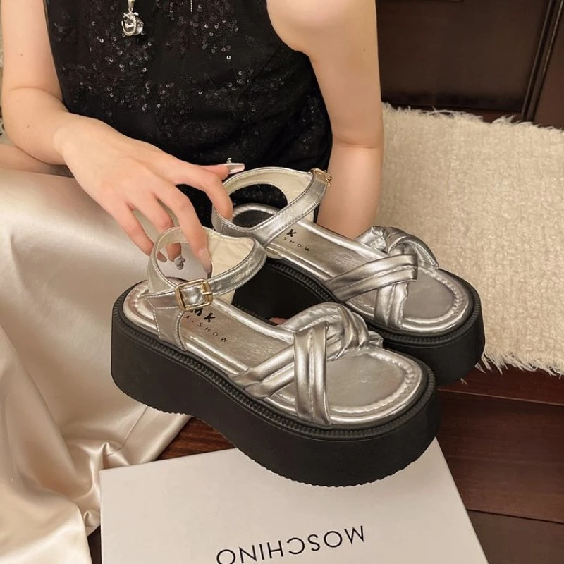 厚底凉鞋女款2025新款夏季外穿爆款配裙子高级感百搭罗马鞋子女鞋