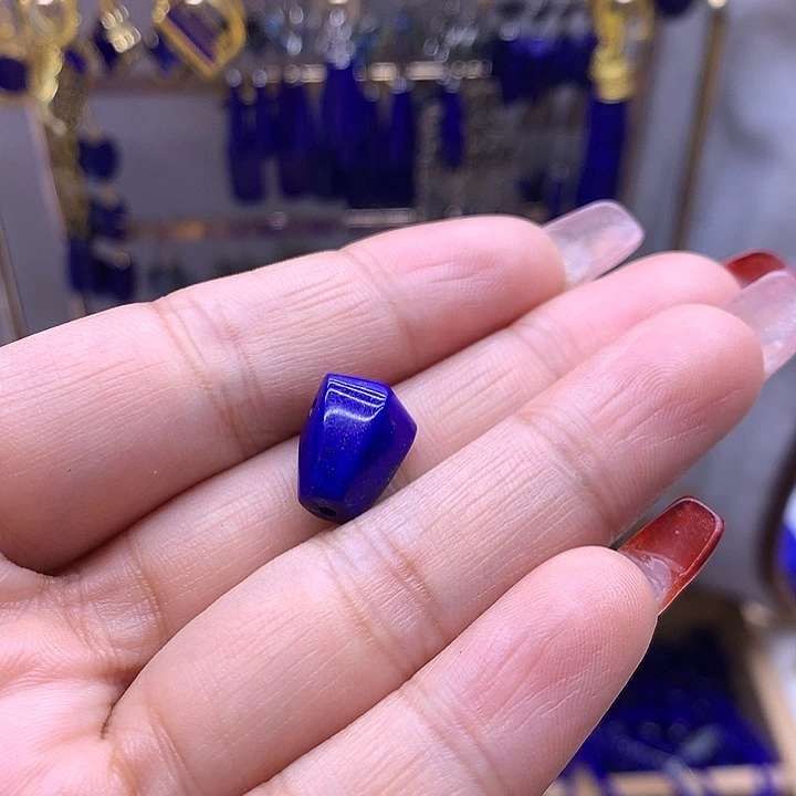 青金石配饰三通未镶嵌一**河